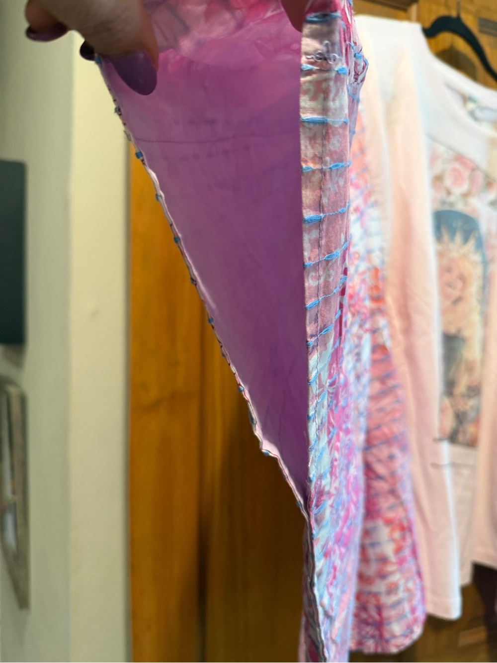 NWT! Blue Velvet Boho Pink Graphic Dolly Parton Tunic Floral Patchwork Sleeves - Picture 3 of 5